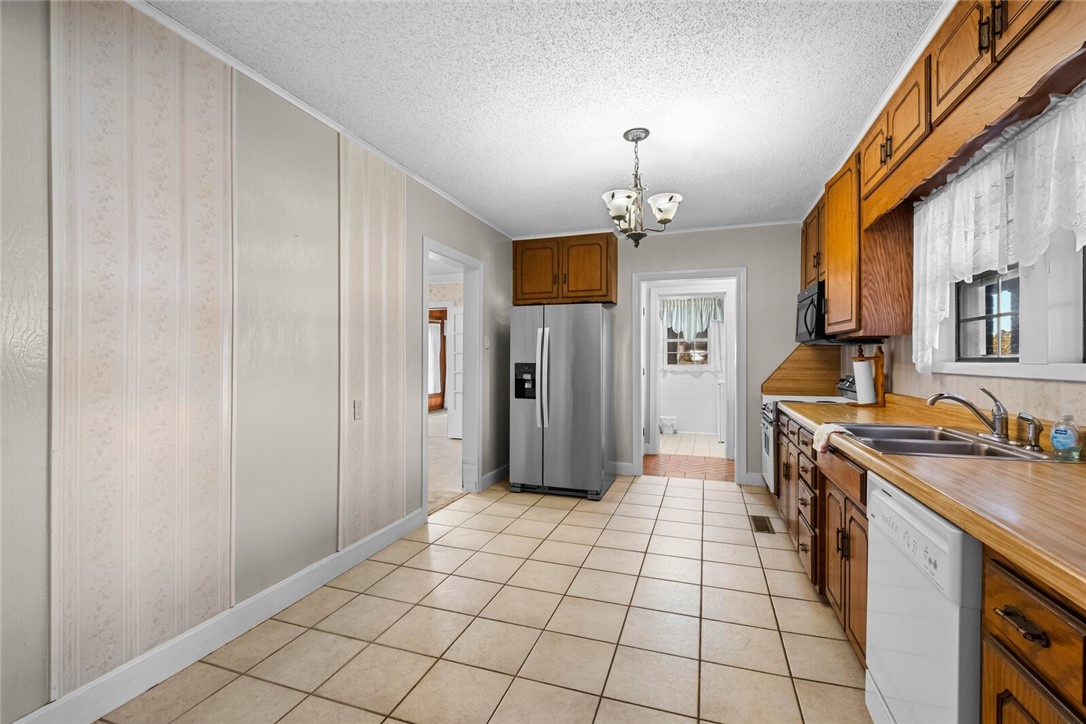 14-08-32 - Residential