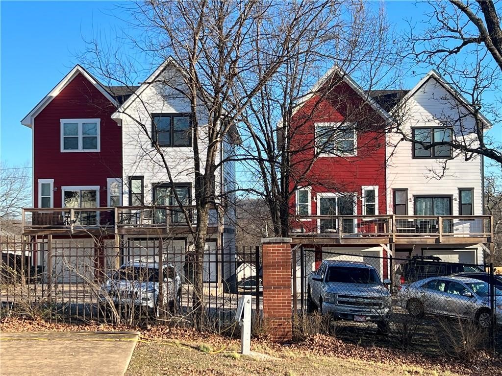 Center Add The - Residential Lease