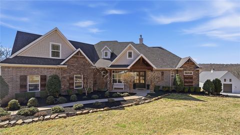 2413 N Autumn View Drive Fayetteville AR 72701
