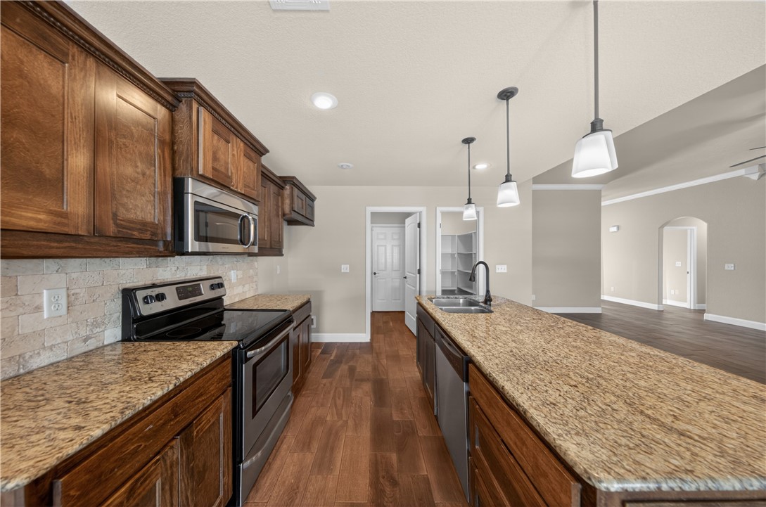 Kensington Hills Centerton - Residential Lease