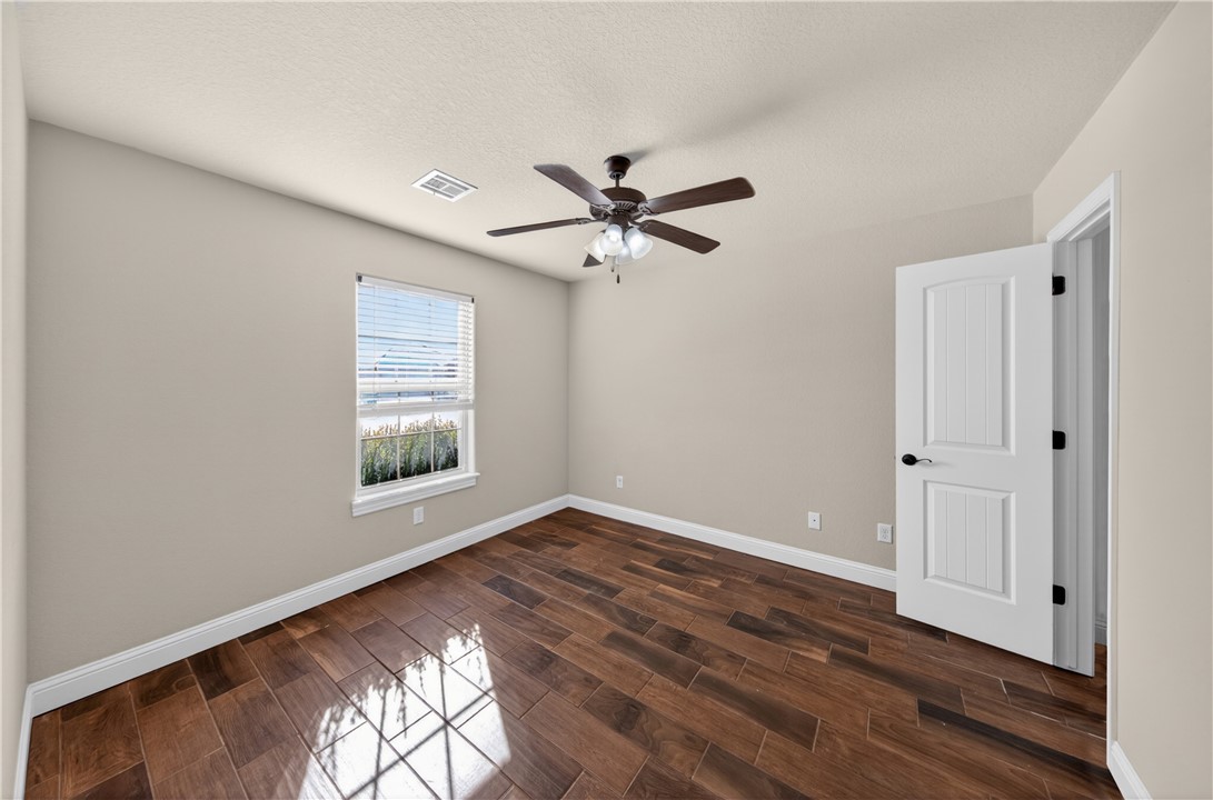 Kensington Hills Centerton - Residential Lease