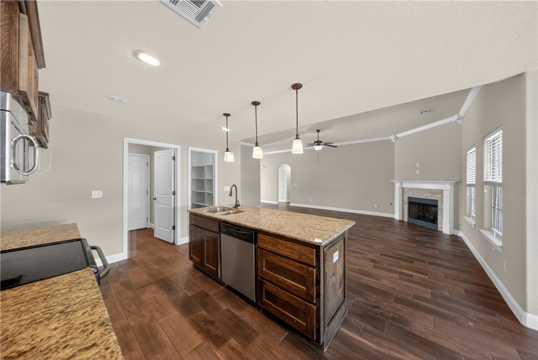 Kensington Hills Centerton - Residential Lease