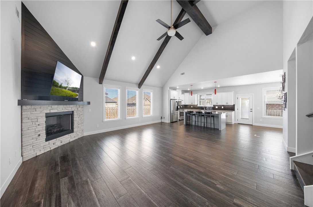 Diamond Estates Ph 1 Centerton - Residential Lease