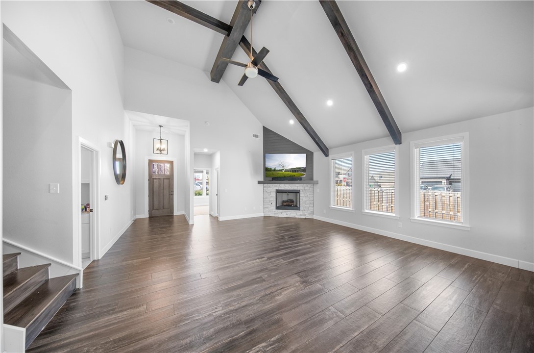 Diamond Estates Ph 1 Centerton - Residential Lease