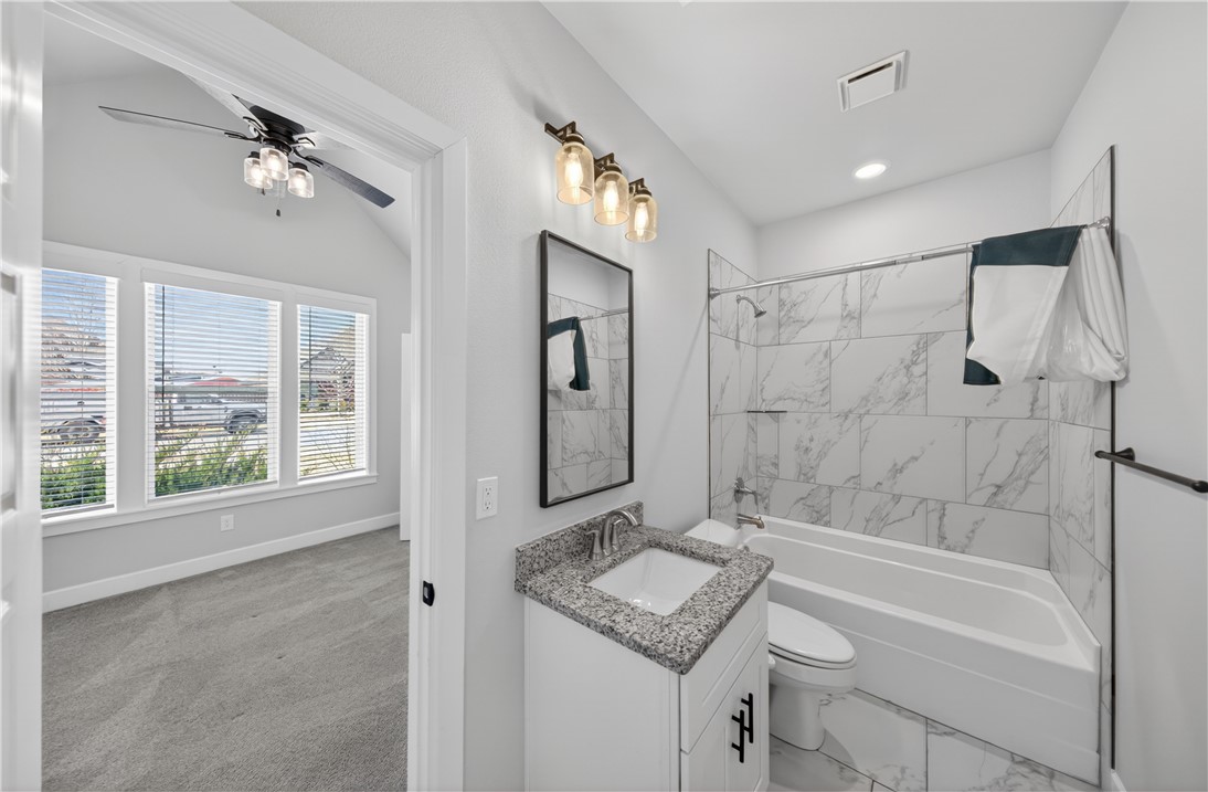 Diamond Estates Ph 1 Centerton - Residential Lease