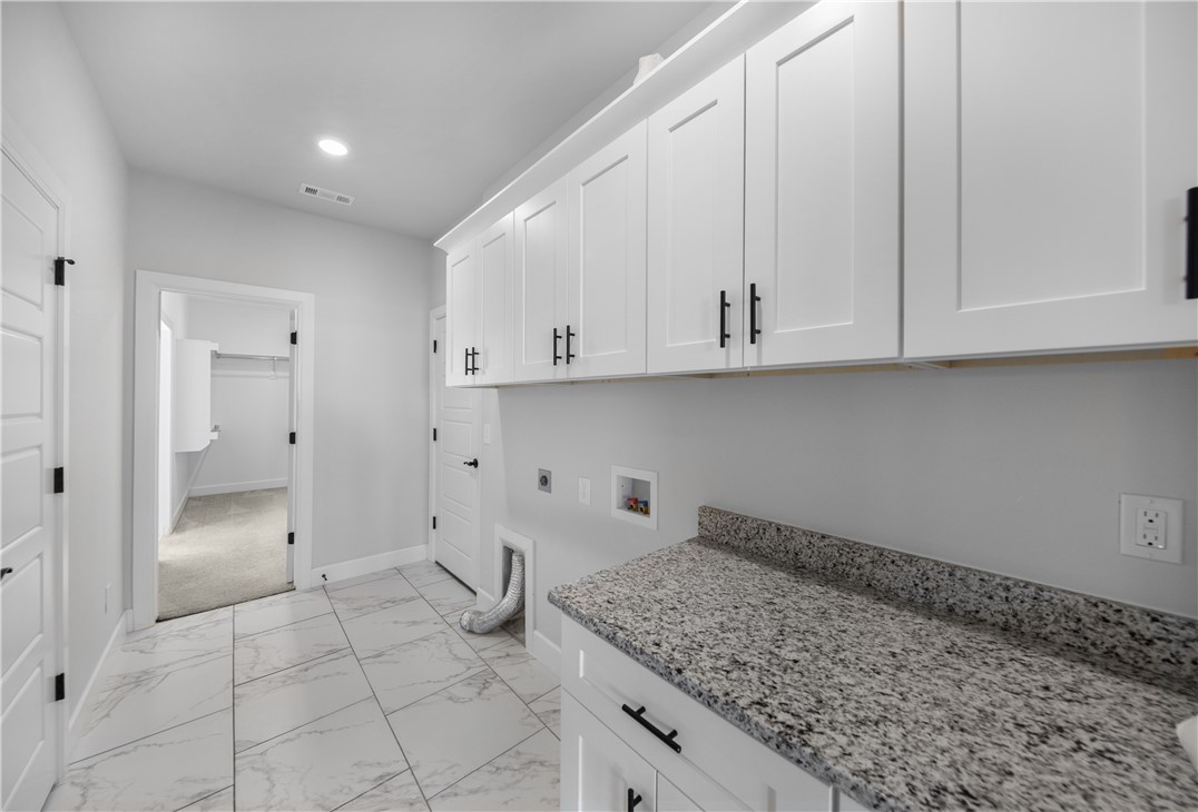 Diamond Estates Ph 1 Centerton - Residential Lease