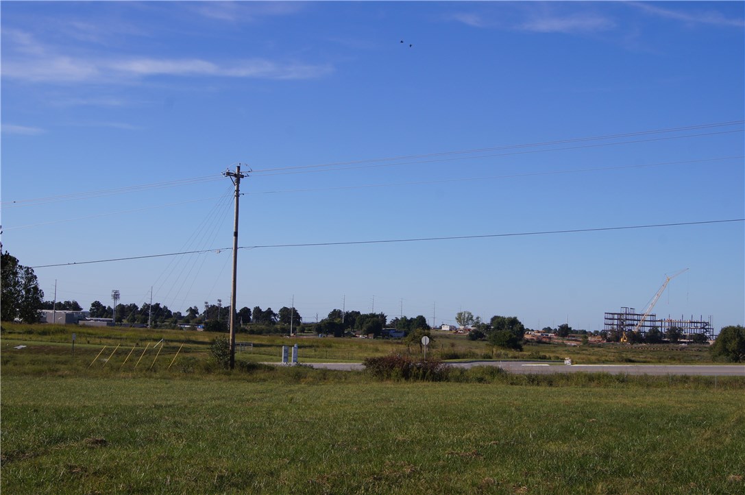 Springdale Outlots - Commercial Sale