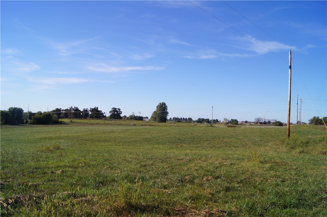 Springdale Outlots - Commercial Sale