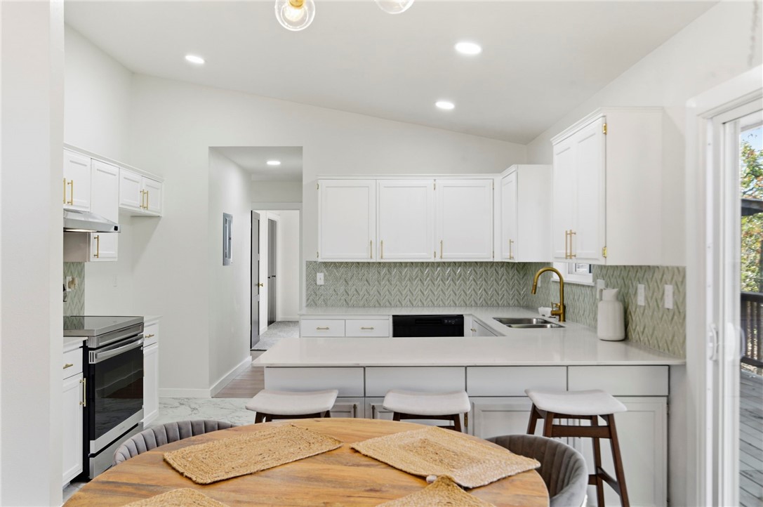 Hampstead Sub Bvv - Residential