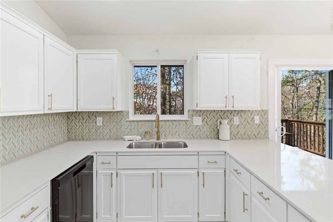 Hampstead Sub Bvv - Residential