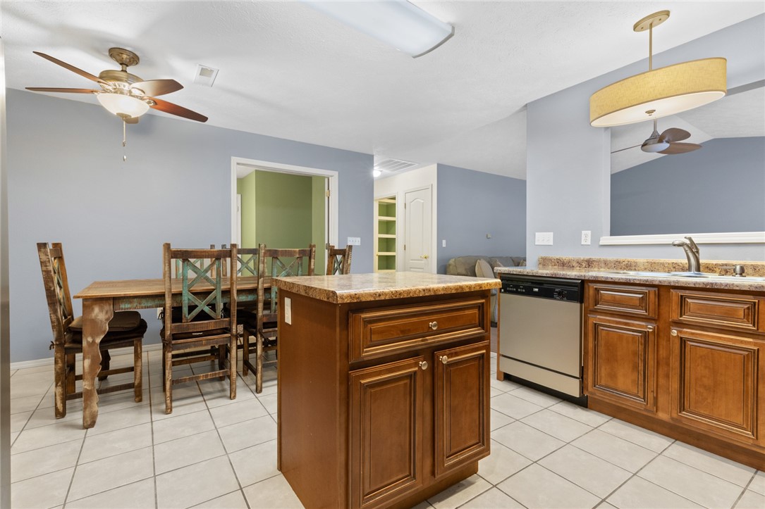 Cimarron Village Ph Ii - Residential