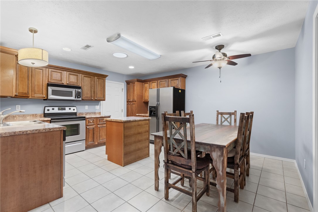 Cimarron Village Ph Ii - Residential