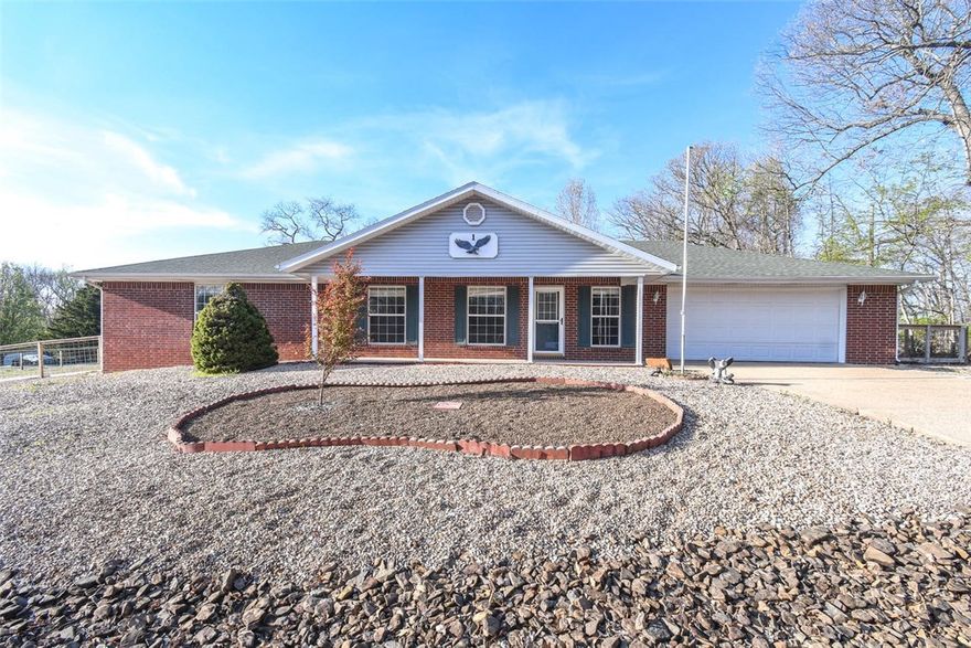 Discover this stunning residence in Picturesque Bella Vista, Ar, Situated on a spacious, double  .73 acre corner, flat lot. 10 Min drive to Loch Lomand, Lake Avalon, Windsor,  Norwood, Tanyard,. HVAC new 2023,New fence, huge livingroom. Office or 3rd bedroom. Laundry Room, 2 walk in closets, large kitchen pantry. Heated and cooled sunroom. Whirlpool tub in owner suite. Guest bathroom has a walk-in-shower. All this on a large flat lot.
