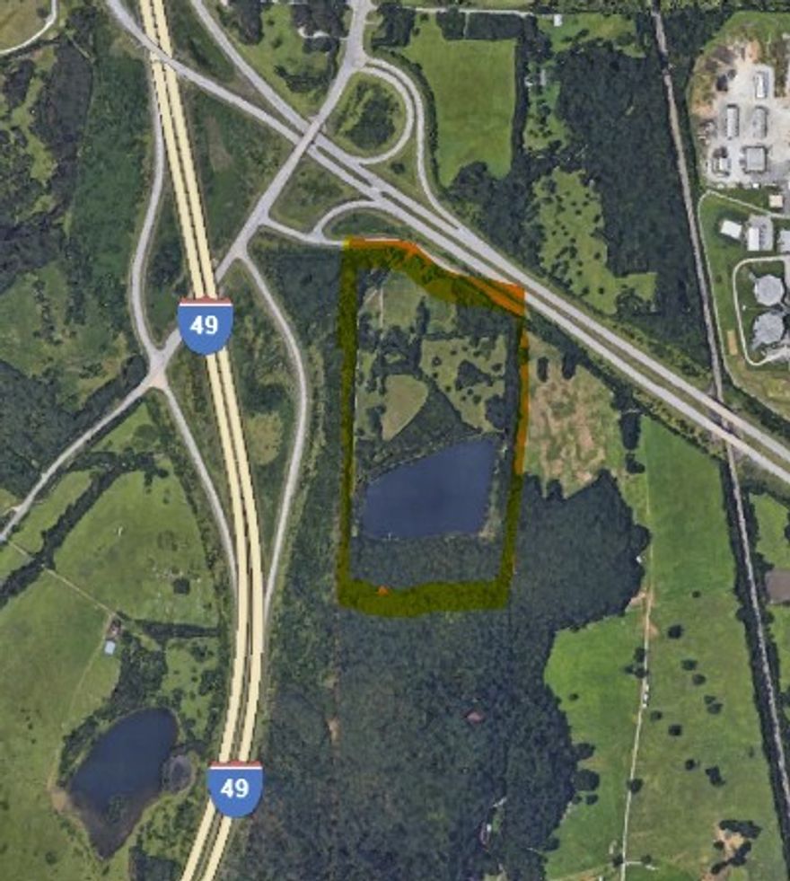 2849 Shiloh Drive is a rare 34.78± acre in-city tract anchored by a dramatic private lake and surrounded by rolling, wooded terrain—positioned perfectly for everything from premier estate homes to high-density multifamily.

Dominant lake feel (large central water feature) with open meadows and mature trees around it.

Zoned R-A (Residential Agricultural), with public water and sewer nearby/in vicinity and potential for rezoning to more intensive residential or commercial use. 

Roughly 3 miles to the University of Arkansas Razorback Stadium / Campus

The tract sits immediately southhwest of the I-49 / Cato Springs / Razorback Rd (Exit 60) interchange, with very quick access to north–south regional travel.

Short drive to Downtown Fayetteville, Kessler Mountain Regional Park, the Razorback Greenway, Baum-Walker Stadium, and major retail/employment centers, all of which strengthen both residential and multifamily demand. 

 Beautiful property with unlimited development potential.