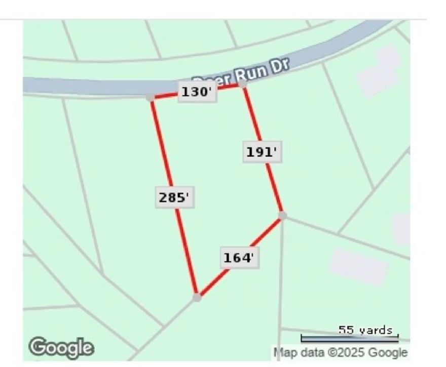 Price Reduction and Ready to Sell! If you are looking for land that has access to Water, Sewer and Electric, Look no further! Affordable lot in the beautiful community of Holiday Island! This 0.741-acre parcel is nestled in a quiet neighborhood surrounded by nature and just minutes from Table Rock Lake, the marina, and golf courses. Located at 39 Deer Run, this buildable lot offers a great opportunity for a vacation home, investment property, or future retirement getaway. There are Restrictions for building so you will need to verify with HISID and The city of Holiday Island, however at this price its well worth it! 
Own you own piece of land in NWA today, at this price it won't last long!