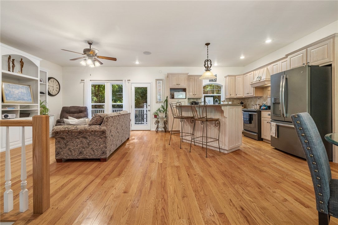 416 Meadow Lark Drive