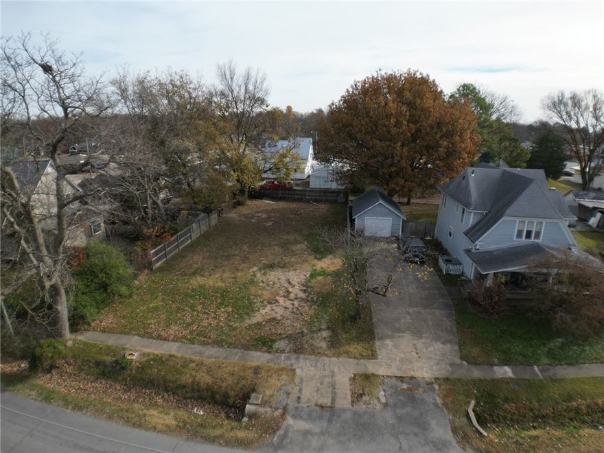 Great opportunity on this .16-acre lot tucked into a desirable Siloam Springs setting! This property is perfectly sized and ready for your vision—whether that’s a custom home, a small investment project, or a cozy getaway. You’ll love the convenient location, just a short drive from downtown Siloam Springs and only moments from Hwy 412, making daily errands, restaurants, schools, and local parks easily accessible. With its flexible potential and prime placement, this lot is an excellent choice for anyone looking to build in a growing, well-connected area.