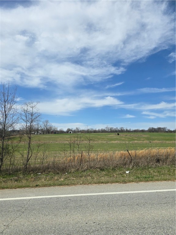 Exciting opportunity: 7.20 acres of prime commercial land in the charming city of Cave Springs! Perfectly positioned near Rogers and Bentonville, this location offers incredible potential for your next project. Don’t miss out on the vibrant possibilities that Northwest Arkansas has in store for you!