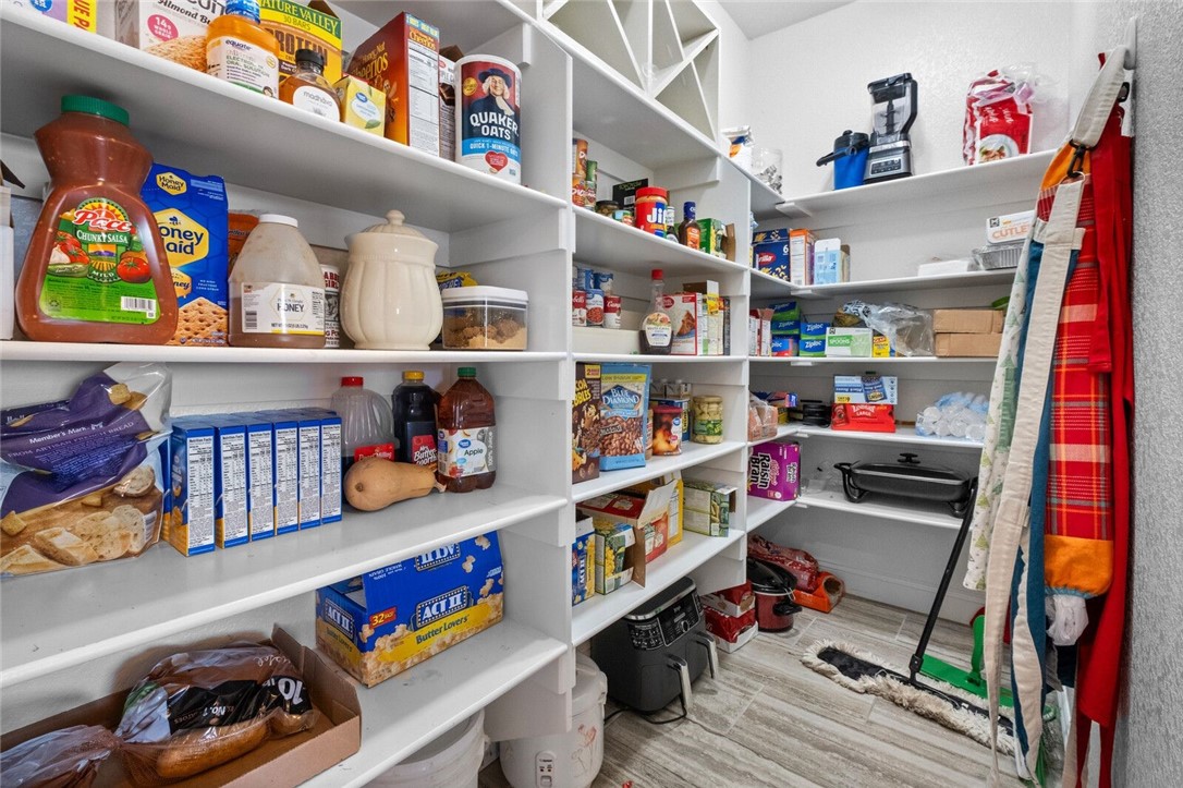 Elm Valley Sub Ph I Elm Spgs - Residential