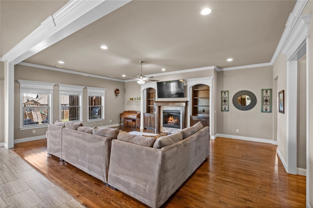 Elm Valley Sub Ph I Elm Spgs - Residential