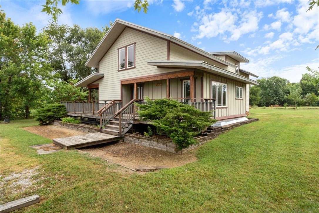 21-18-30-Springdale - Residential