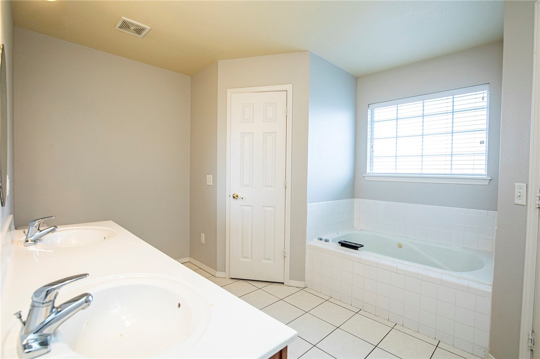 Windwood Sub Ph II Bentonville - Residential Lease