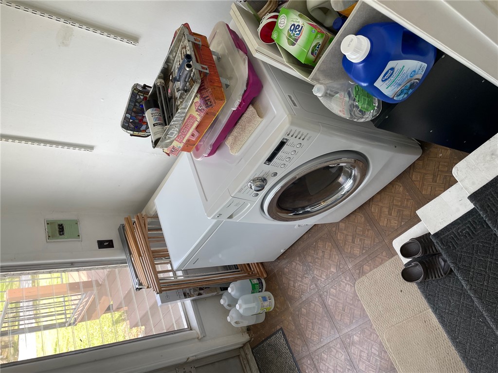 Circle Drive - Residential