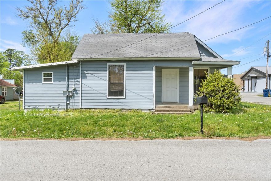 Whether you're a seasoned investor looking to expand your portfolio or a newcomer seeking a promising venture, this property offers a prime chance to make your mark in the thriving real estate market. The property is zoned R24, allowing for a variety of potential development options such as townhomes, apartments, or other residential or mixed-use projects. A newly added subfloor enhances the property's foundation, adding to its value and potential. Surrounded by mature trees and lush landscaping, it provides a peaceful retreat from the hustle and bustle of city life. If you're seeking a place to call home or an investment opportunity in a sought-after location, this property offers endless possibilities. Don't miss your chance to own a piece of history in the heart of Siloam Springs.