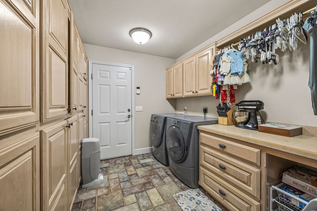Stirling Sub Bvv - Residential