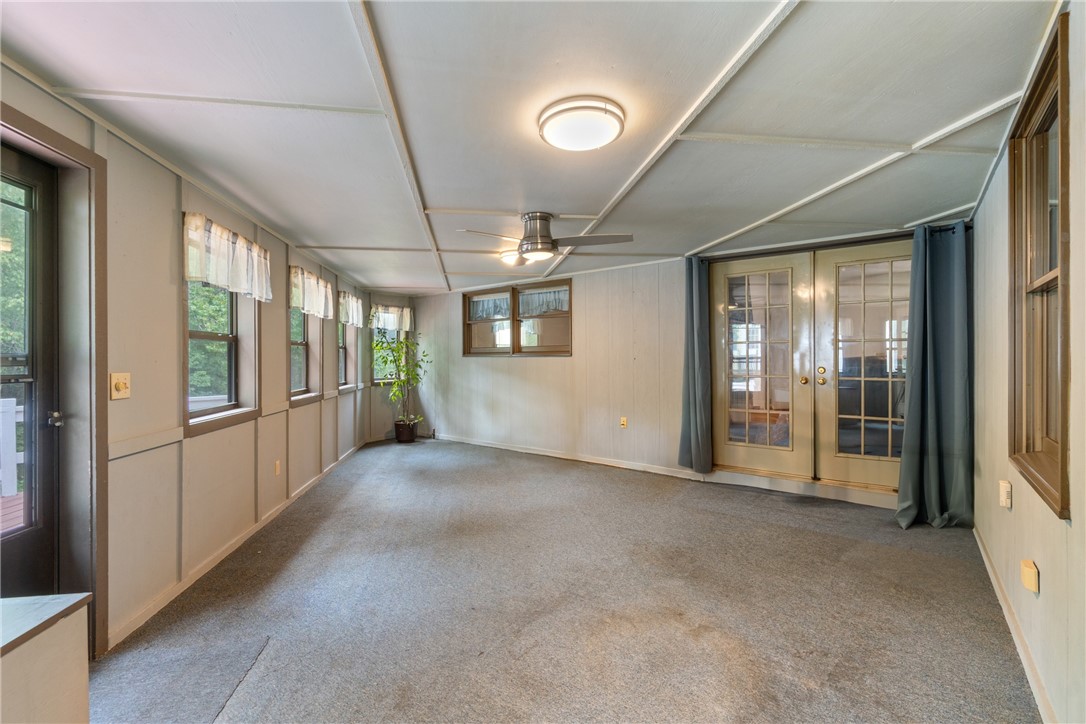 Unit 7 Holiday Island - Residential