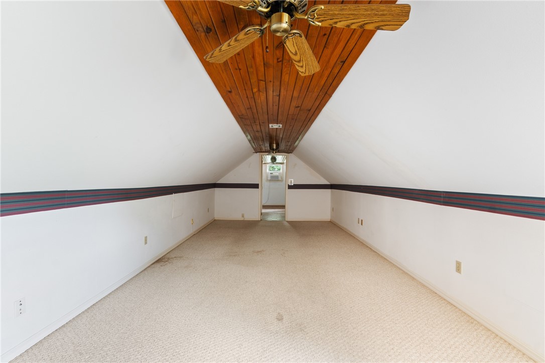 Unit 7 Holiday Island - Residential
