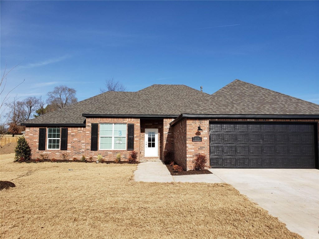 Beautiful 3 bed 2 bath home boasts LVP wood flooring, granite countertops, upgraded SS Samsung appliances, low e windows, and covered back porch! Limited one year warranty is also included. Rd Loans available in this area if you qualify! Time to personalize your colors from builder’s selection. Stock photos of Stockton plan. Actual plans and specs may vary