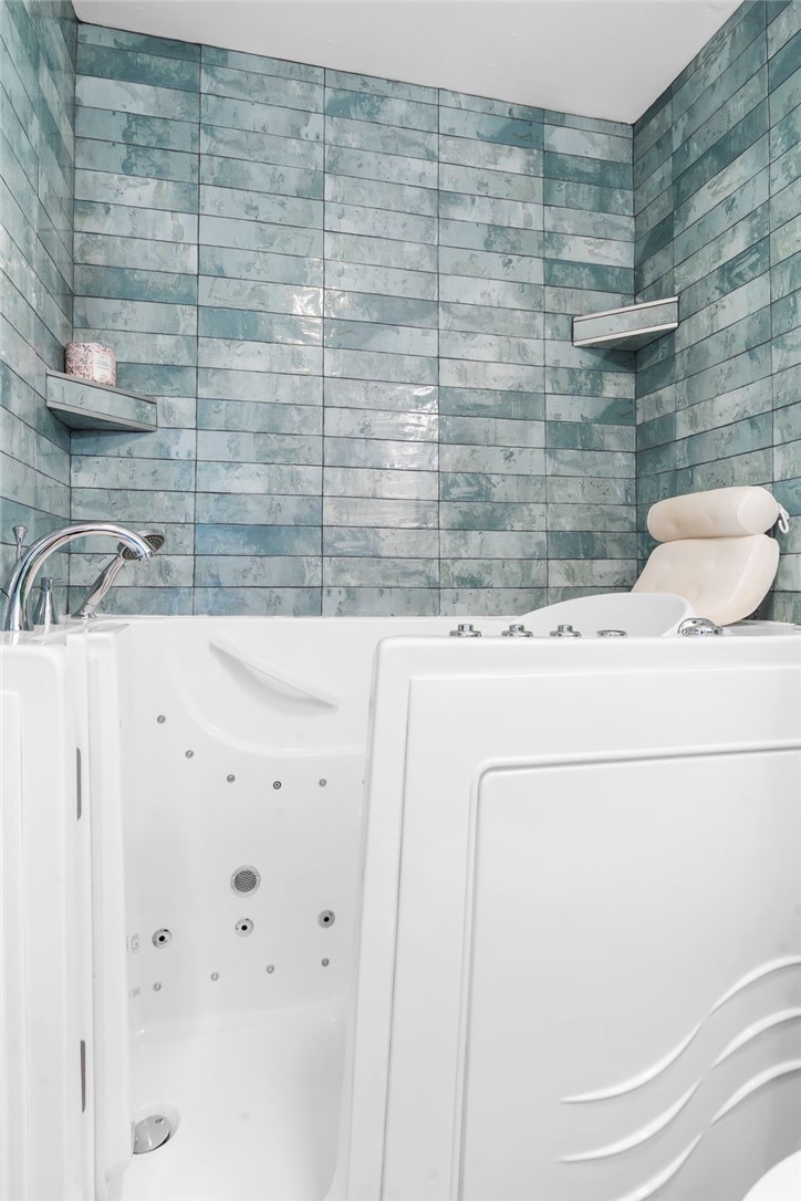 08-20-29-RURAL - Residential