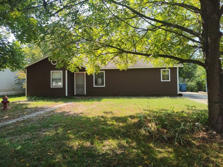 3 bed 2 bath home being sold "AS-IS, No Repairs" to settle estate. Great potential in this fixer upper. Perfect investment opportunity.