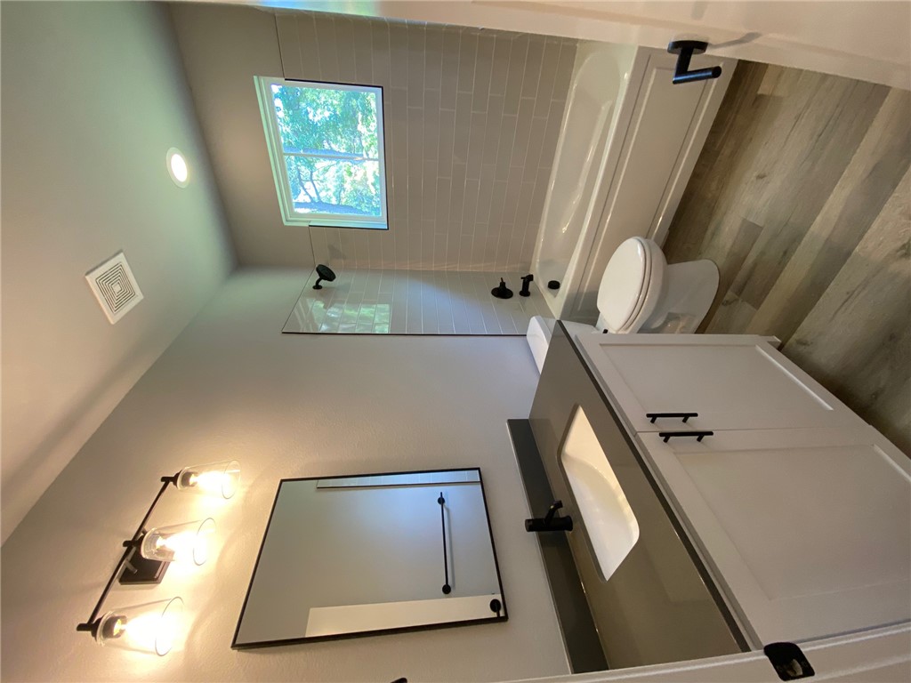 Bennington Sub Bvv - Residential Lease