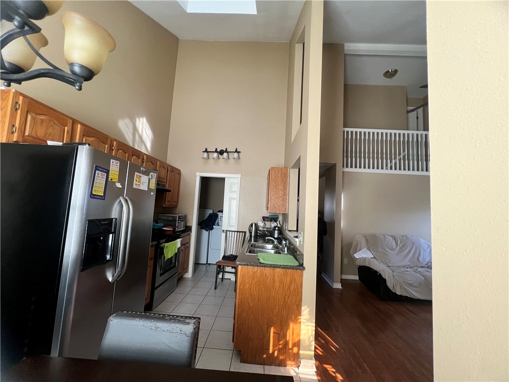 Victoria Place Rogers - Residential