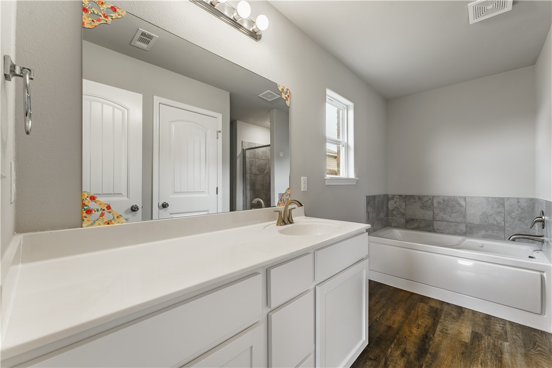 Lakewood Crossing - Residential Lease