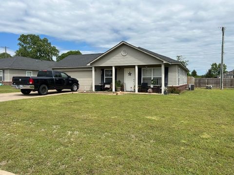 Photo of 20 Cypress Avenue, Clarksville, AR 72830 (MLS # 1343664)