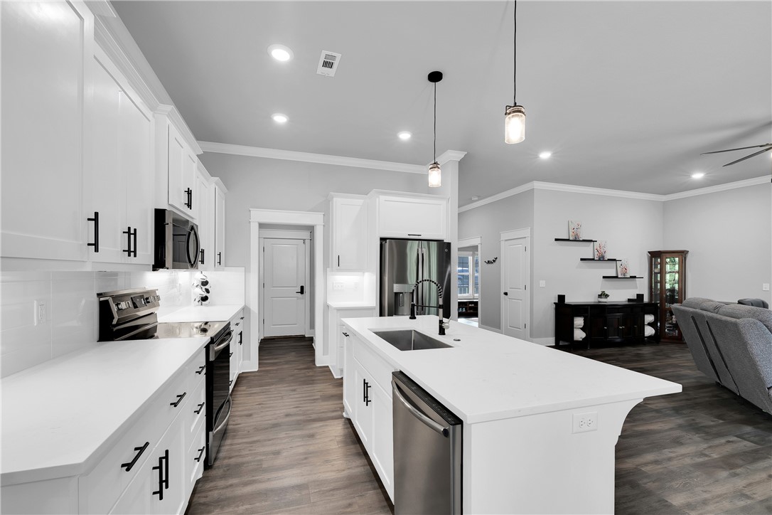 Lands End Sub Bvv - Residential