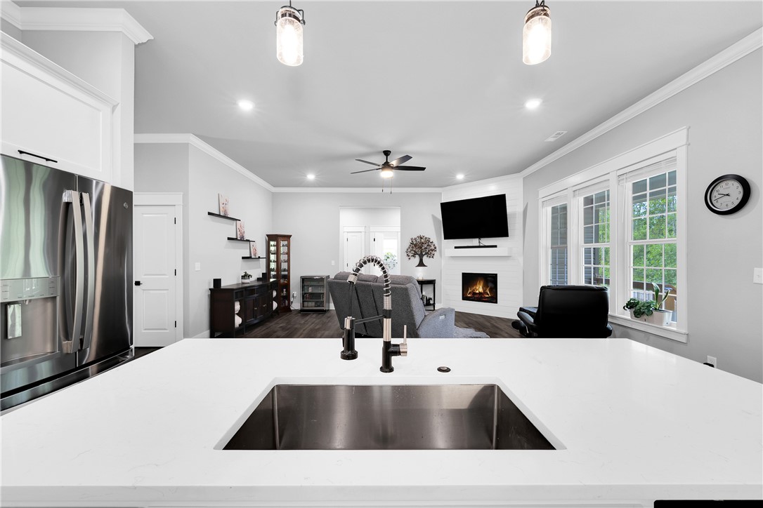 Lands End Sub Bvv - Residential