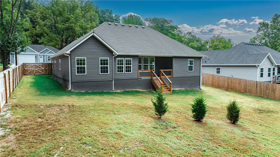 Lands End Sub Bvv - Residential