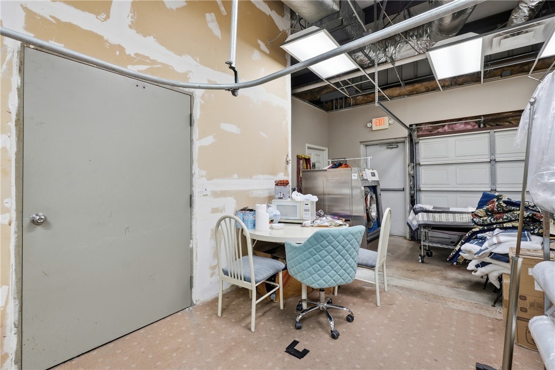 Kingston Centre Plaza - Commercial Lease