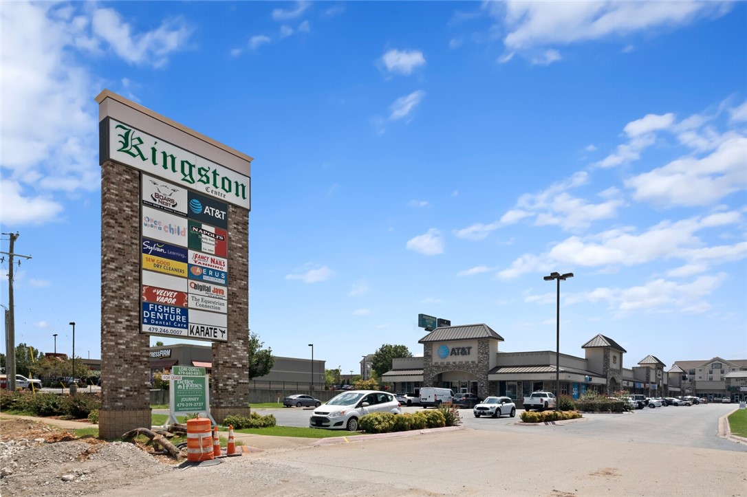 Kingston Centre Plaza - Commercial Lease