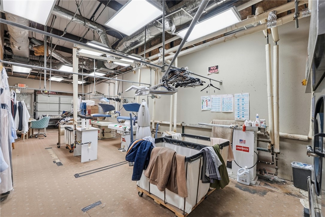 Kingston Centre Plaza - Commercial Lease