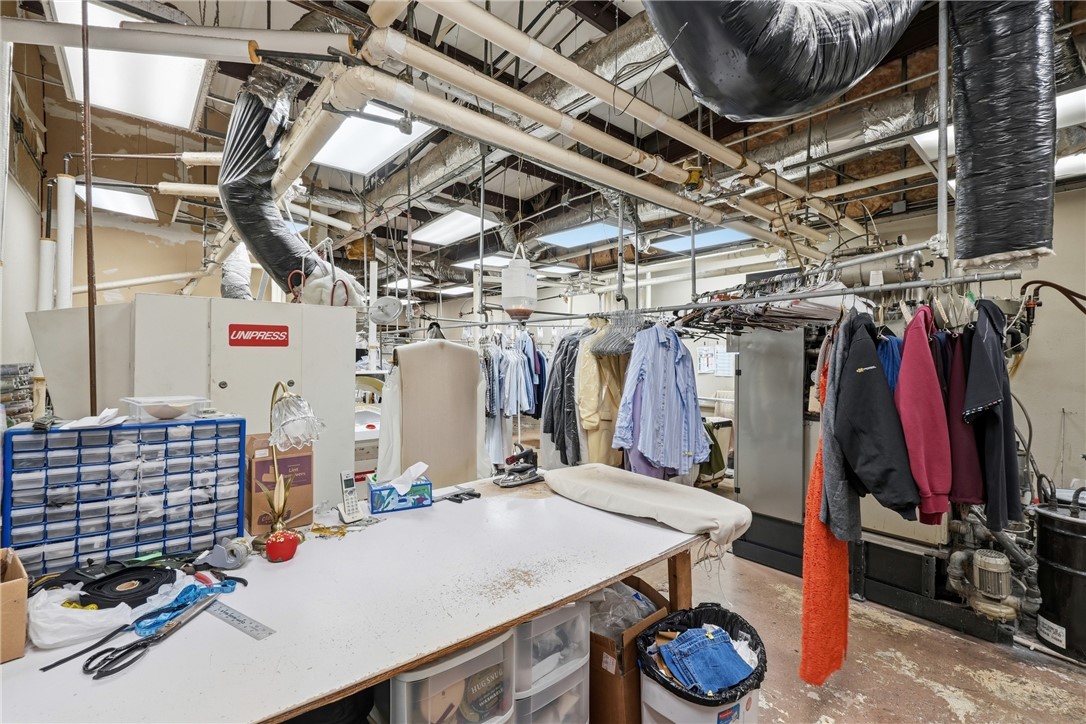 Kingston Centre Plaza - Commercial Lease