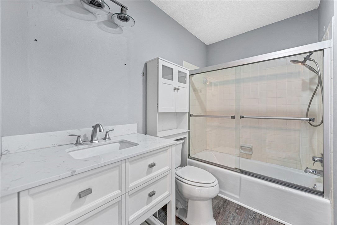 Townhouse Tct 3 A/K/A Drake Court Bvv - Residential