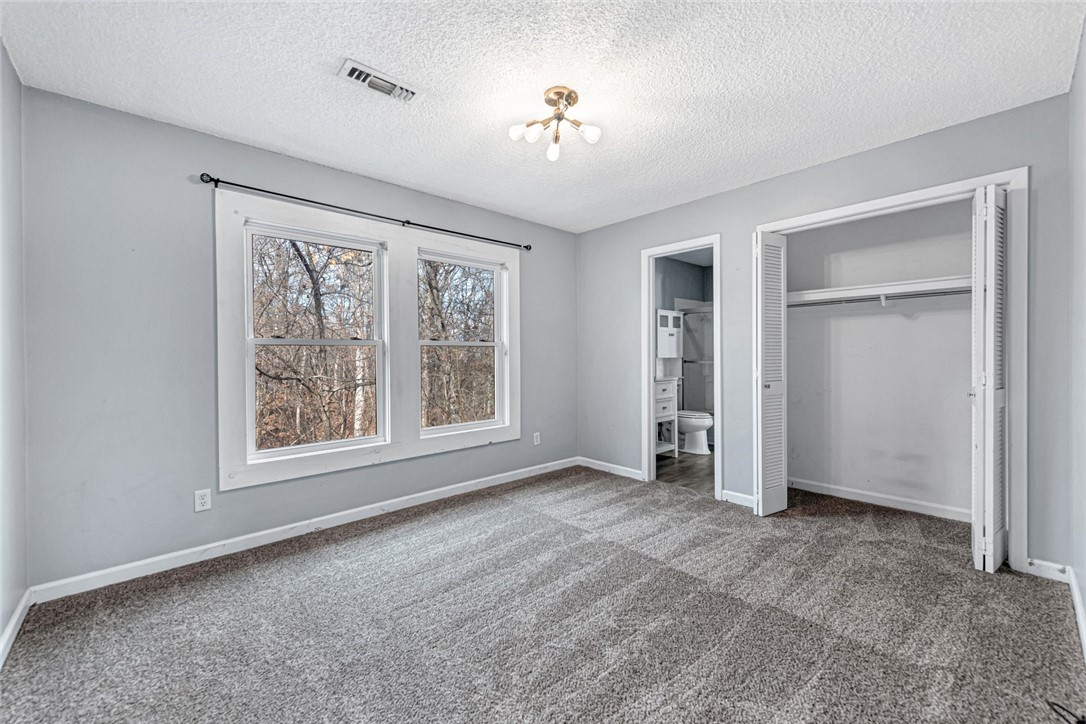 Townhouse Tct 3 A/K/A Drake Court Bvv - Residential