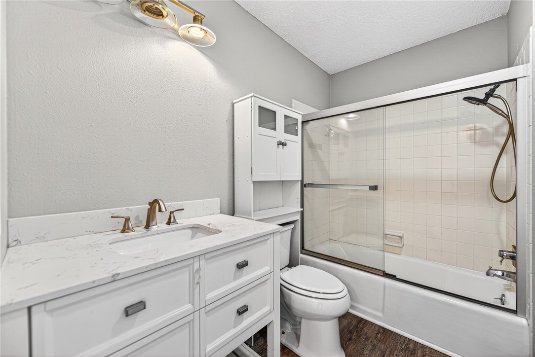 Townhouse Tct 3 A/K/A Drake Court Bvv - Residential