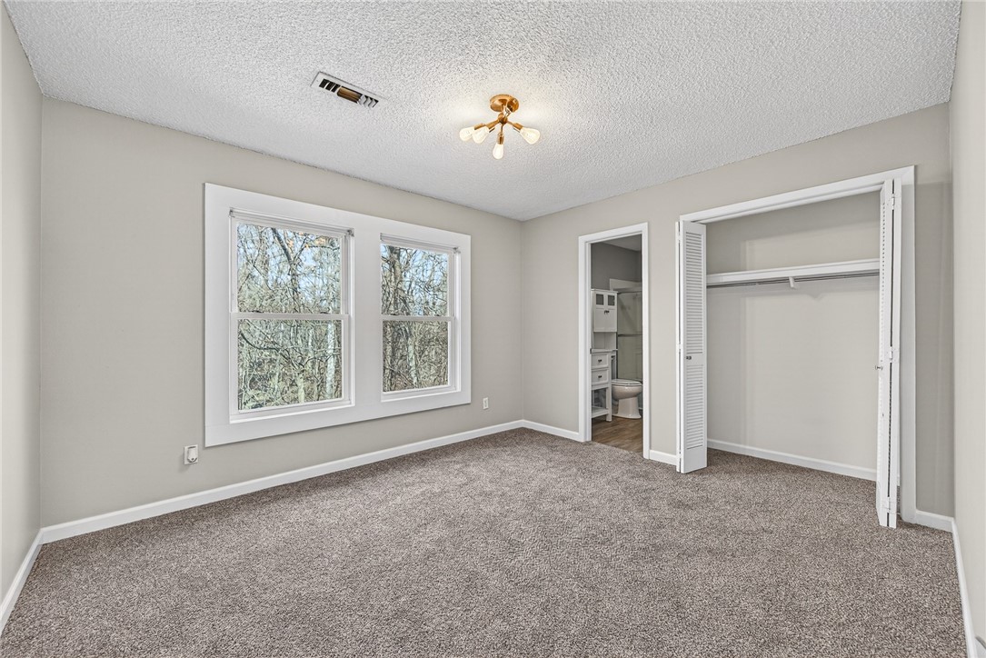 Townhouse Tct 3 A/K/A Drake Court Bvv - Residential