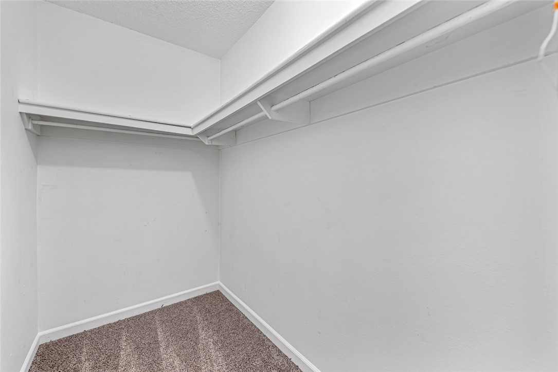 Townhouse Tct 3 A/K/A Drake Court Bvv - Residential